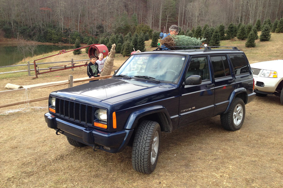 Tom Sawyer Tree Farm Car Loading